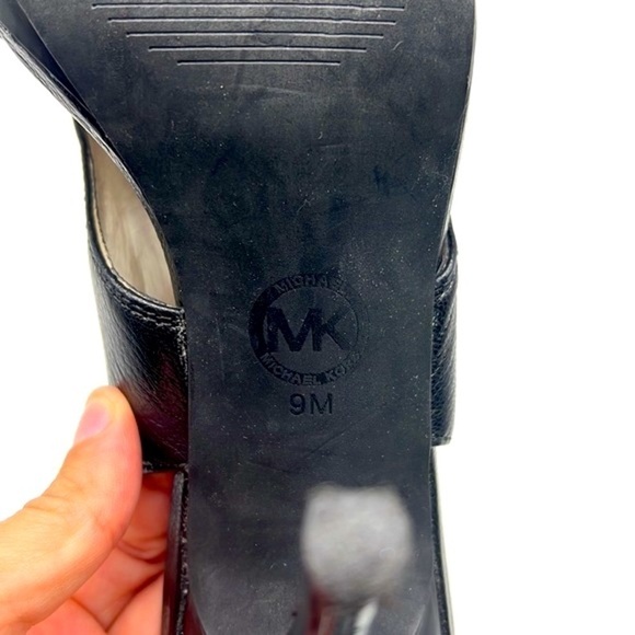Michael Kors - Black & Patent Leather High Heels With Slingback Open Toe Size 9 - Picture 14 of 16